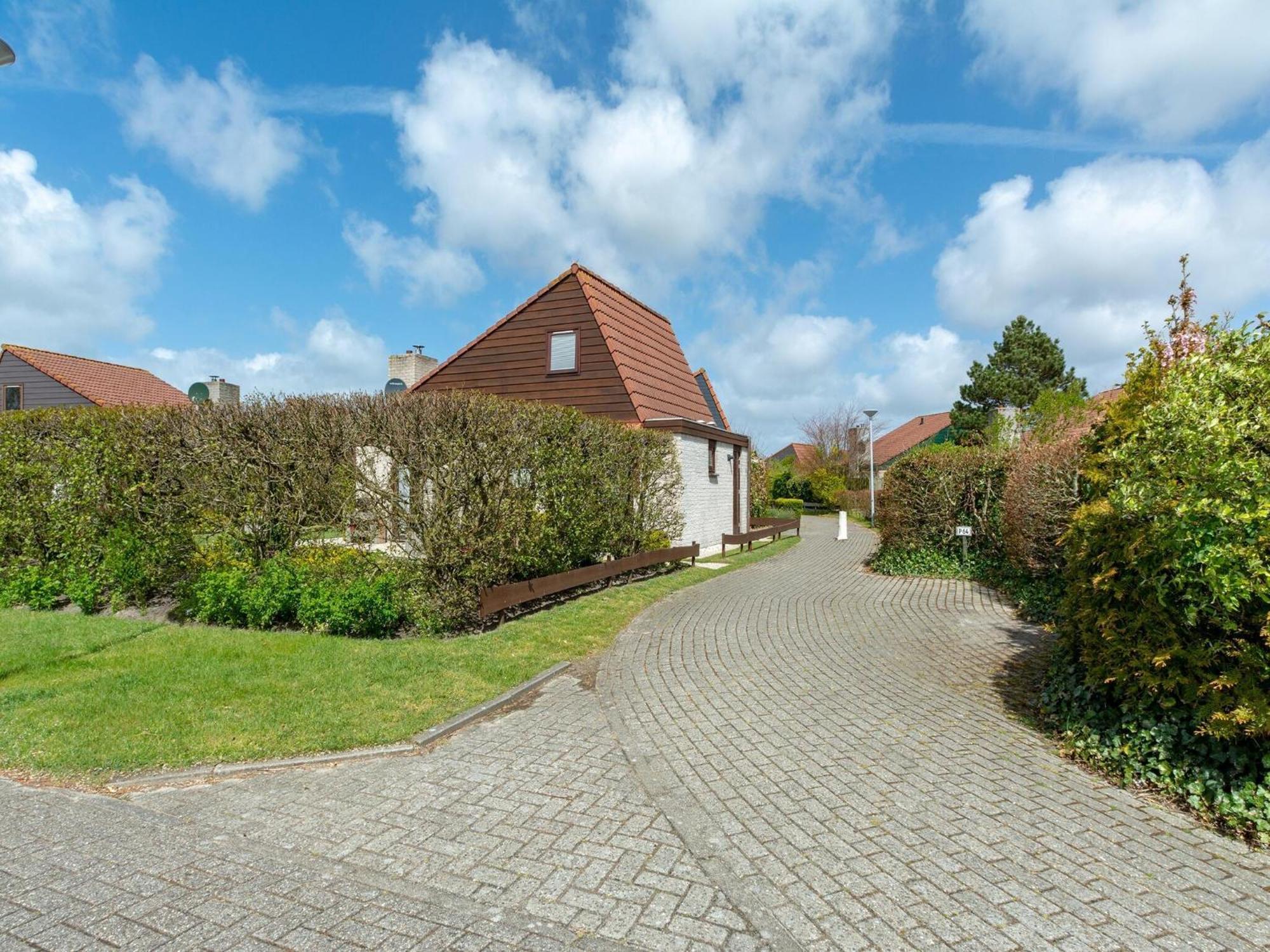 Holiday Home With Fabulous Garden Sint Maartensvlotbrug Экстерьер фото